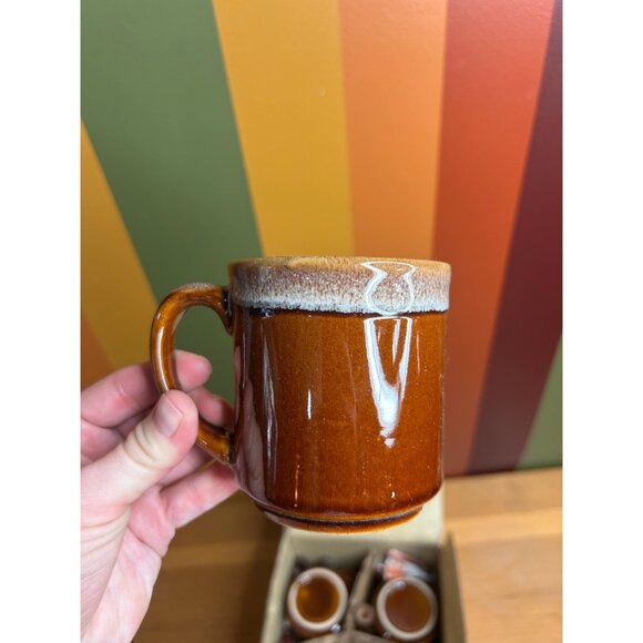 Vintage wooden tree and ceramic brown mugs drip glaze - Picture 2 of 6